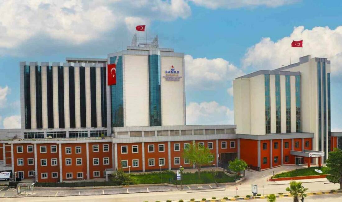 SANKO Üniversitesi Hastanesi'nde Ortopedi ve Travmatoloji Anabilim Dalı'nda robotik cerrahi