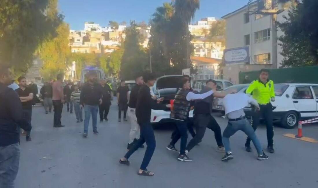 Şanlıurfa’da kaza sonrası kavga kamerada Birecik ilçesinde meydana gelen bir kaza sonucunda bir çocuk motosiklet