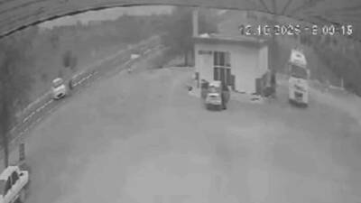 Şanlıurfa'nın Suruç ilçesinde otomobil ile motosikletin çarpışması sonucu 1 kişinin