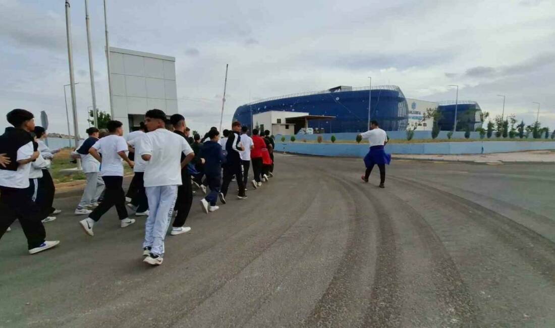 Şanlıurfa Spor Lisesi öğrencileri, "Spordan Bilime Koş" etkinliği kapsamında Şanlıurfa