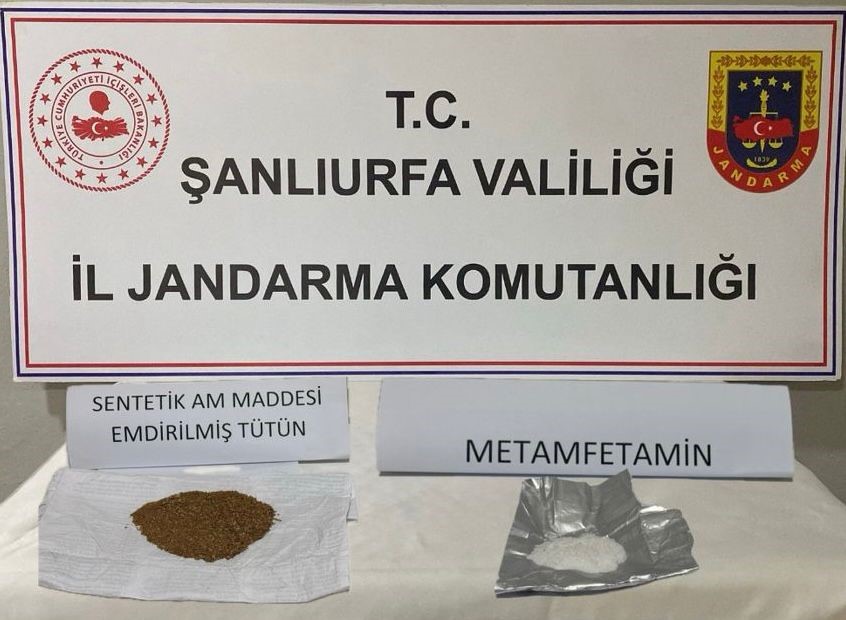 Şanlıurfa'da jandarma ekipleri tarafından yürütülen narkotik suçlarla mücadele operasyonunda uyuşturucu