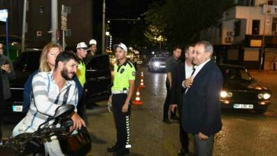 Şanlıurfa Valisi Hasan Şıldak, il merkezinde trafik düzeni ve güvenliğini