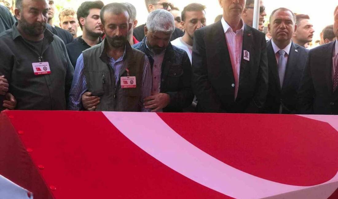 İzmir’in Balçova ilçesinde polis merkezine yapılan silahlı saldırıda ağır yaralanan