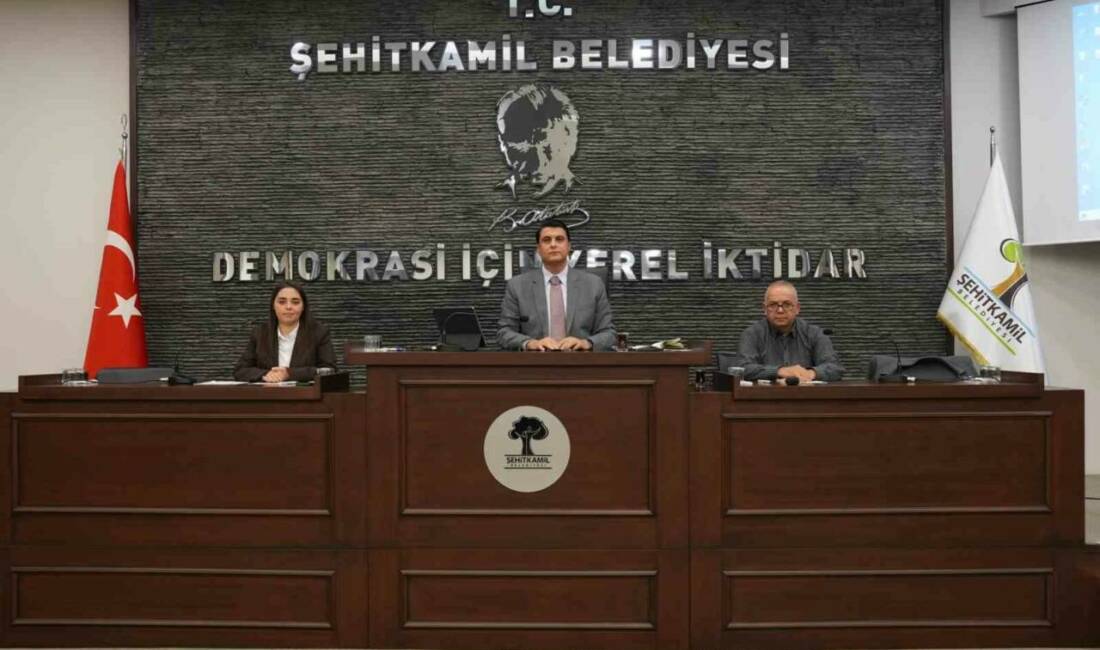 Ekim ayı Meclis Toplantısı Şehitkamil Belediyesi'nde Umut Yılmaz başkanlığında gerçekleşti.