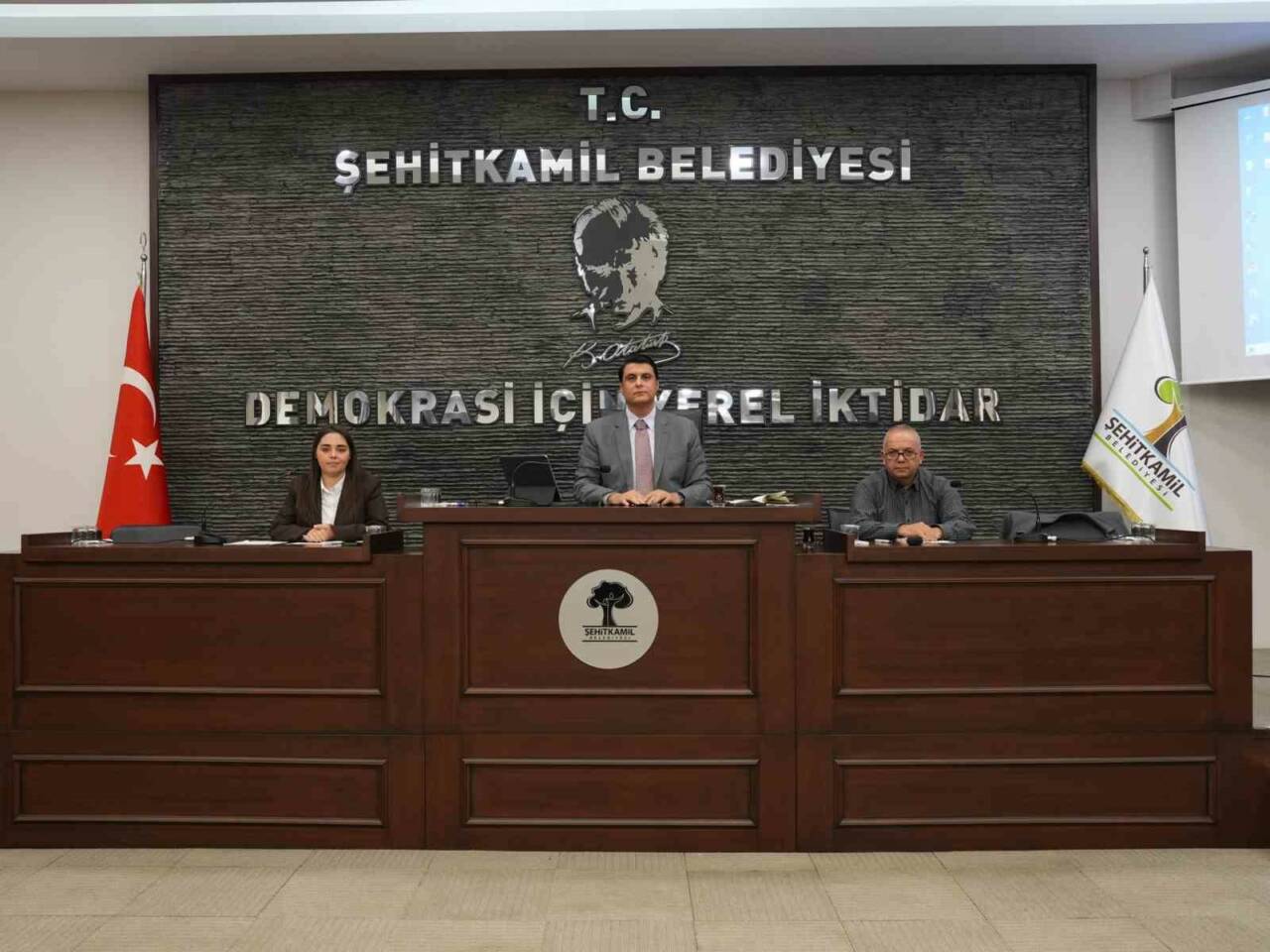Ekim ayı Meclis Toplantısı Şehitkamil Belediyesi'nde Umut Yılmaz başkanlığında gerçekleşti.