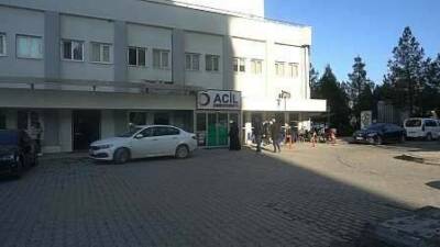 Siirt'in Kurtalan ilçesinde bulunan Konakpınar Ortaokulu'nda 13 öğrenci, yedikleri yemek