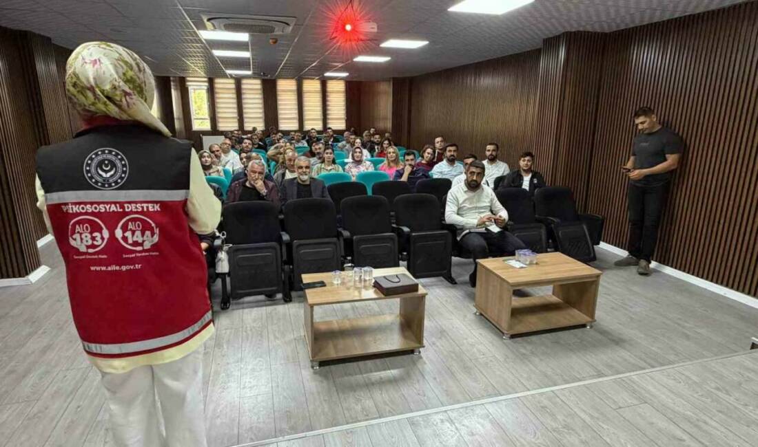 Siirt’te “Koruyucu Aile” eğitimi Siirt İl Sağlık Müdürlüğü Destek Hizmetleri Başkanlığı Eğitim Birimi ile