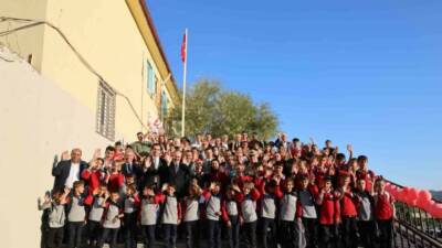 Dağdöşü köyünde, "Şehitler Kütüphanesi" adıyla açılan proje, kırsalda eğitim gören