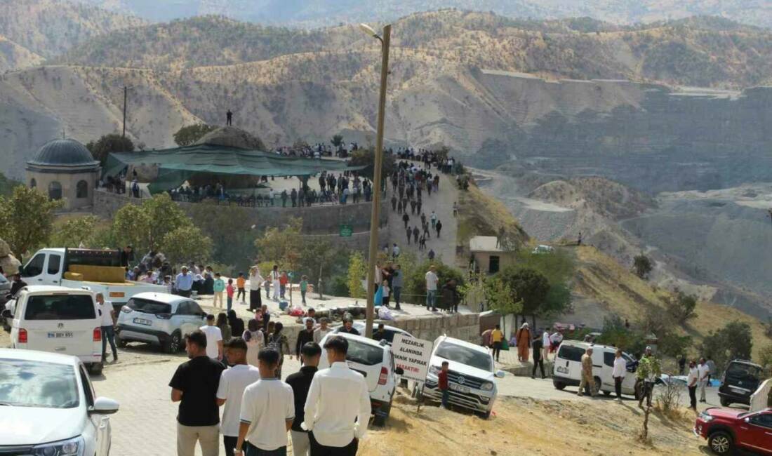 Şırnak'ın Balveren beldesinde geçmişten günümüze ulaşan 325 yıllık gelenek, bu