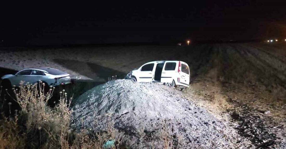 Şırnak'ın Silopi ile Cizre ilçeleri arasında meydana gelen kazada hafif