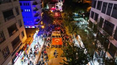 Şanlıurfa’nın Siverek ilçesinde 29 Ekim Cumhuriyet Bayramı etkinlikleri kapsamında fener