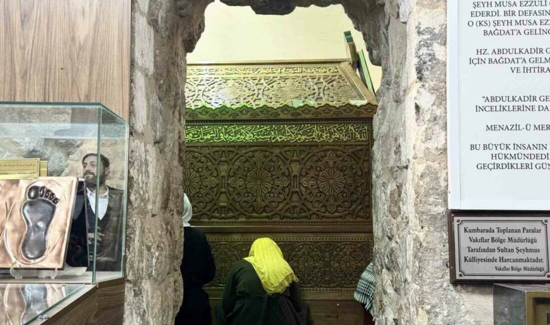 Mardin'deki Sultan Şeyhmus türbesi ve medresesi, her hafta binlerce ziyaretçiyi