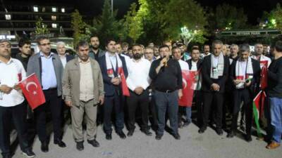 Türkiye'deki birçok şehirde Sumud Filosuna yapılan saldırılara tepki gösterildi. Şırnaklılar