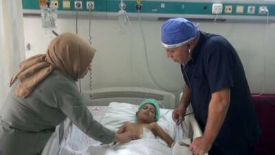 Suriye’de yaşayan ve akciğerlerindeki kistin patlaması sonucu ciddi nefes darlığı