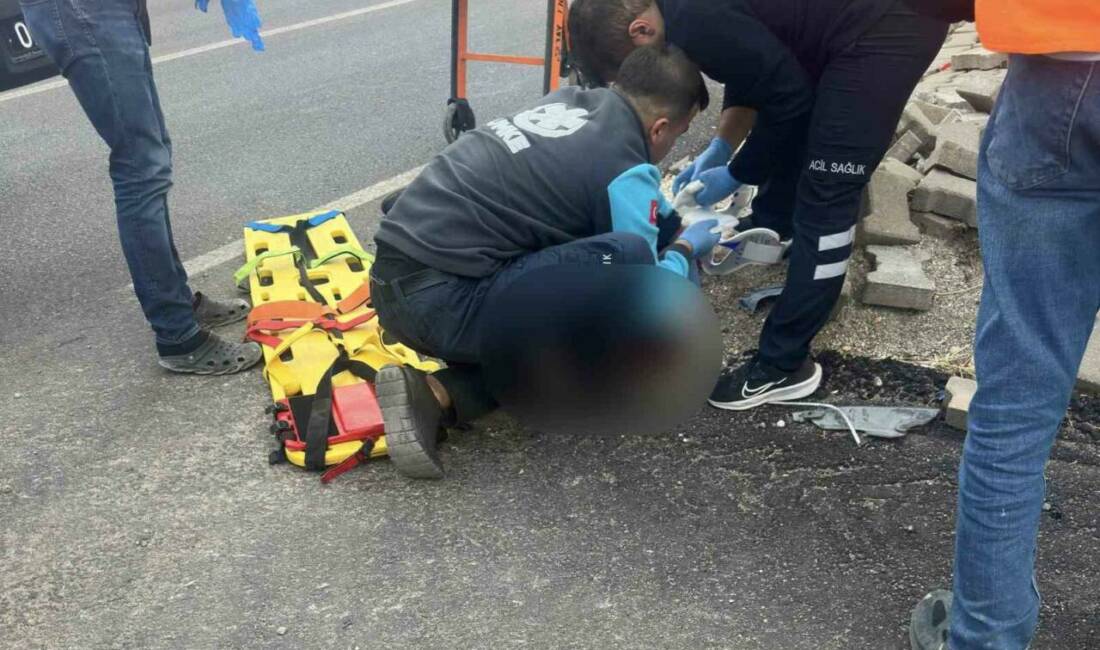 Adıyaman'da meydana gelen trafik kazasında motosiklet ile tır çarpıştı, kazada