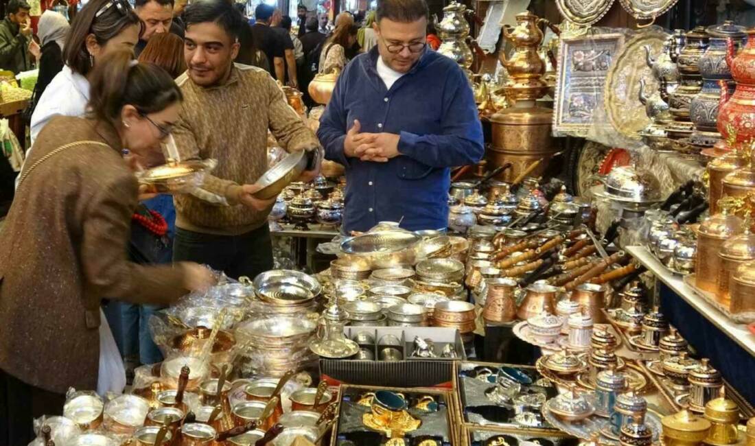 Turizmin parlayan yıldızı Gaziantep’e turist akını Tarihi ve kültürel mekanlarıyla konuklarını hayran bırakann, meşhur lezzetleriyle gastronomi