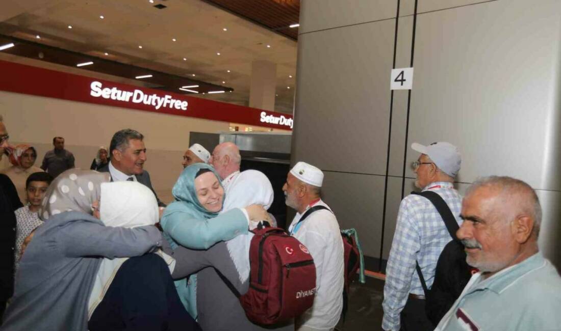 Gaziantep Büyükşehir Belediyesi'nin düzenlediği "41 Yıllık Evli Ulu Çınarlarımız Kutsal