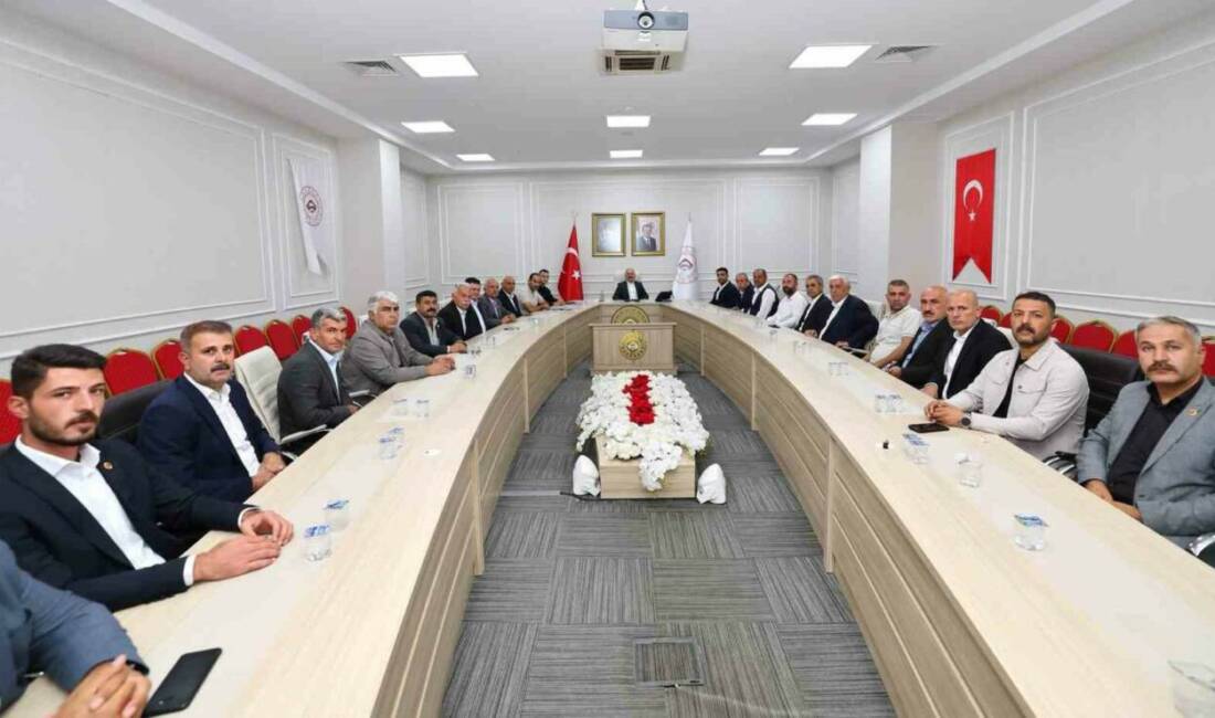 Adıyaman Valisi Osman Varol, Kömür Belediye Başkanı Hasari Talaş ve