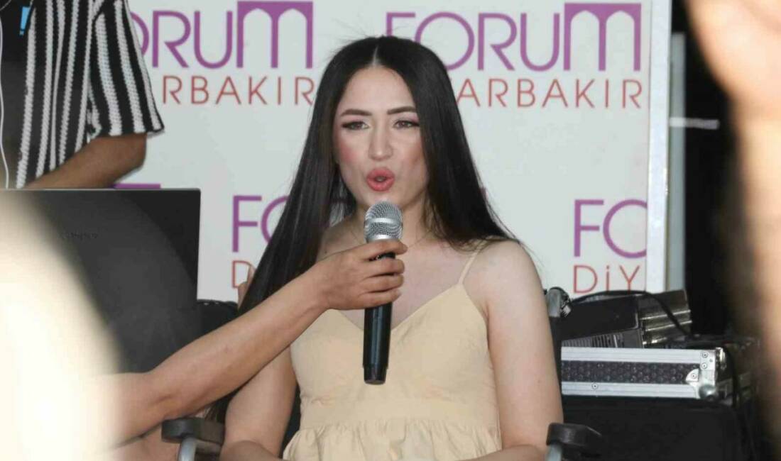 Mutlu Kaya, Diyarbakır'da erkek arkadaşının silahlı saldırısına maruz kalarak ağır