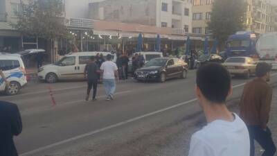 Adıyaman'ın Gölbaşı ilçesinde yaşlı bir kadın, Malatya Karayolu'nda yolun karşısına