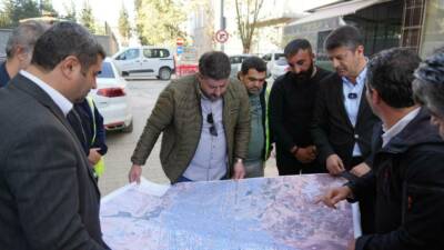 Belediye Başkanı Abdurrahman Tutdere, altyapı çalışmalarının yoğunlaştığı Eskisaray Mahallesi Gölebatmaz