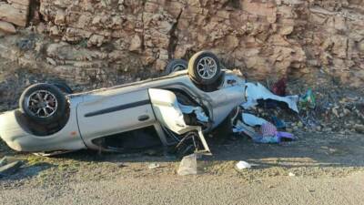 Adıyaman'ın Gölbaşı ilçesinde meydana gelen trafik kazasında bir otomobil devrildi