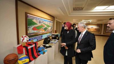 AK Parti Genel Başkan Yardımcısı Betül Sayan Kaya, Gaziantep'e yapılan