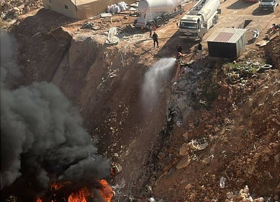 Atık malzeme yangını korkuttu Adıyaman’da atık malzemelerin tutuşması sonucu çıkan yangın korkuttu.