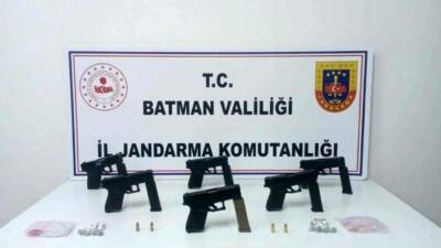 Batman'da jandarma ekiplerinin düzenlediği silah ticareti operasyonunda 6 kişi gözaltına
