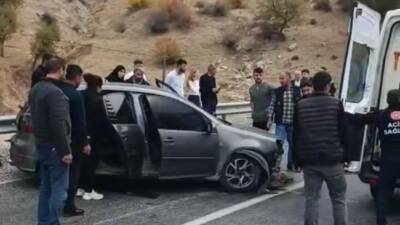 Batman'ın Sason ilçesinde meydana gelen kazada bir sürücü, aracının direksiyon