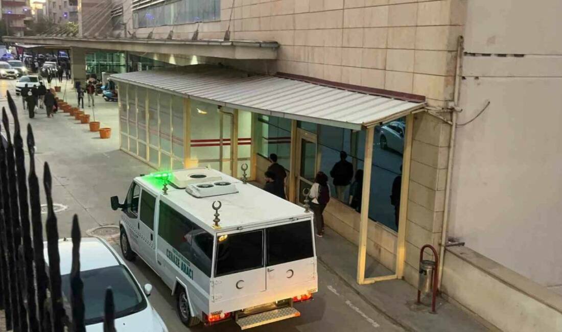 Boğazına çerez kaçan bebek hayatını kaybetti Siirt’in Şirvan ilçesinde 1,5 yaşındaki bebek, boğazına çerez kabuğu kaçması