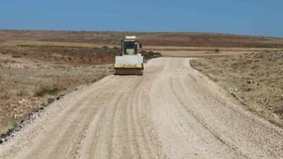 Şanlıurfa Büyükşehir Belediyesi, Akçakale ve Suruç'a bağlı kırsal mahallelere yol