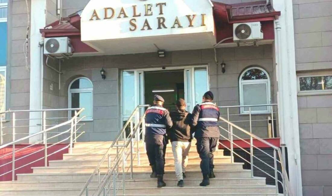 Adıyaman İl Jandarma Komutanlığı ekipleri, kesinleşmiş hapis cezaları olan şahıslara