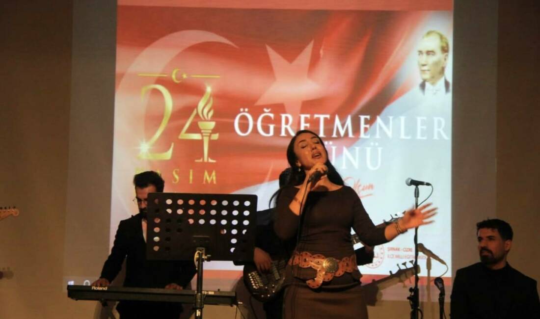 Cizre'de 24 Kasım Öğretmenler Günü coşkuyla kutlandı. Tören, hükümet konağı