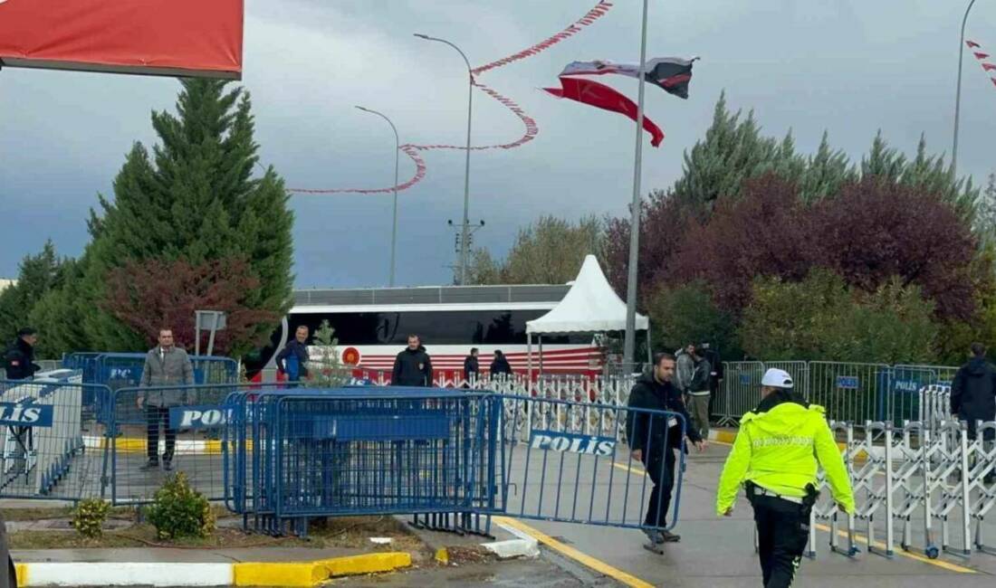 Cumhurbaşkanı Recep Tayyip Erdoğan Adıyaman’da Adıyaman’da düzenlenecek olan 350 bininci deprem konutun anahtarını teslimi için