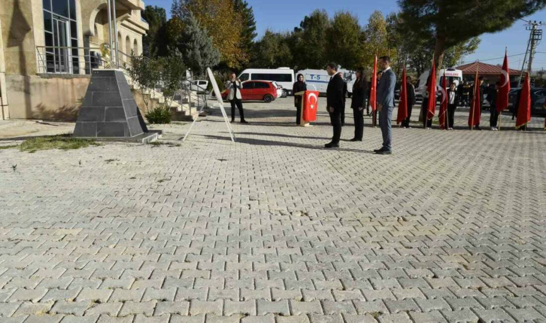 24 Kasım Öğretmenler Günü, Diyarbakır'ın Dicle ilçesinde çeşitli etkinliklerle kutlandı.