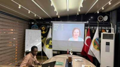 Diyarbakır Kuyumcular ve Sarraflar Odası Başkanı Mehmet Yüksel, esnafa ücretsiz