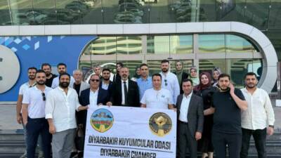 Abu Dabi'de düzenlenen Jewellery&Watch Show 2025 fuarına katılan Diyarbakır Kuyumcular