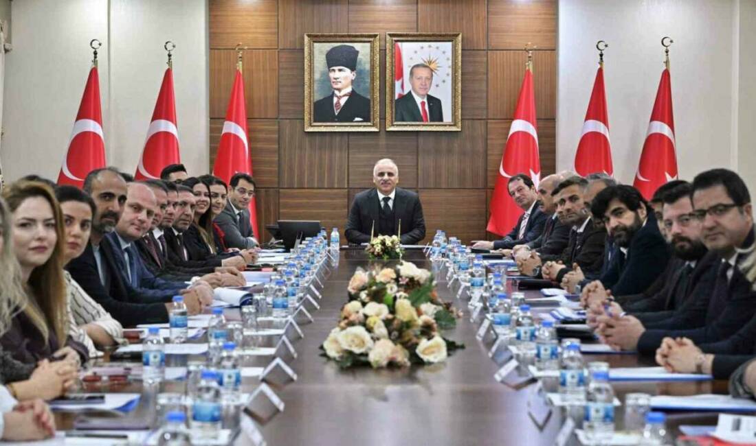 Vali Zorluoğlu, bağımlılıkla mücadele kapsamında tütün denetimlerinin sıklaştırılacağını ve yaptırımların