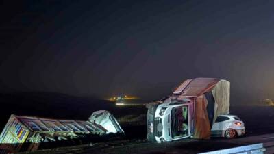 Diyarbakır-Batman karayolunda meydana gelen zincirleme trafik kazasında 3 kişi hayatını