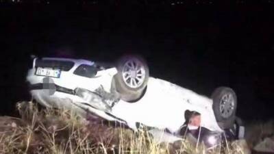 Diyarbakır'ın Sur ilçesinde meydana gelen trafik kazasında sürücüsü direksiyon hakimiyetini