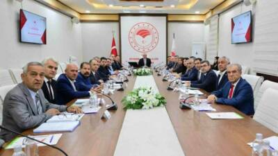 Diyarbakır Valisi Murat Zorluoğlu başkanlığında gerçekleştirilen Tarımsal Kuraklık İl Kriz