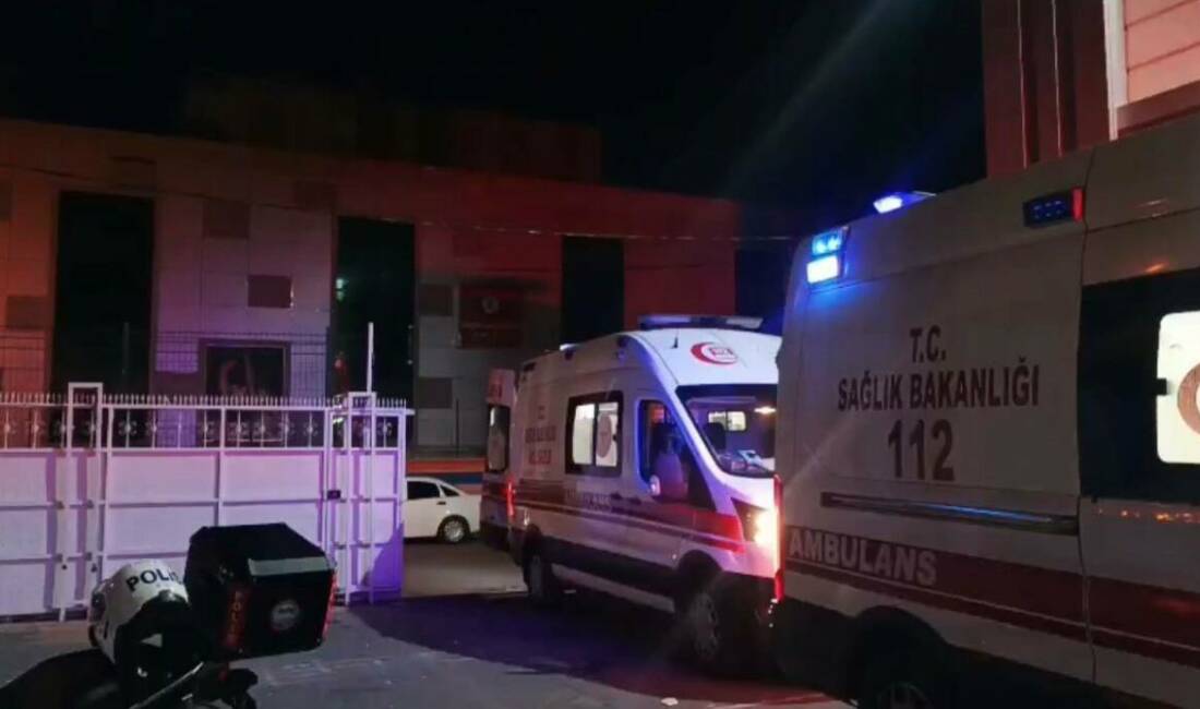 Diyarbakır’daki bir düğün salonunda çıkan kavgada 2 kişi yaralandı Diyarbakır'ın Kayapınar ilçesinde bir düğün salonunda çıkan kavgada 2 kişi