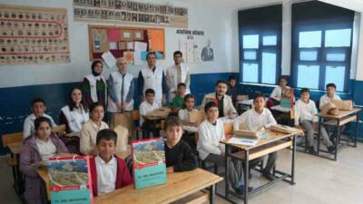 Eğil ilçesinde Eğil Belediyesi tarafından sağlık taraması programı düzenlendi. Vatandaşlara