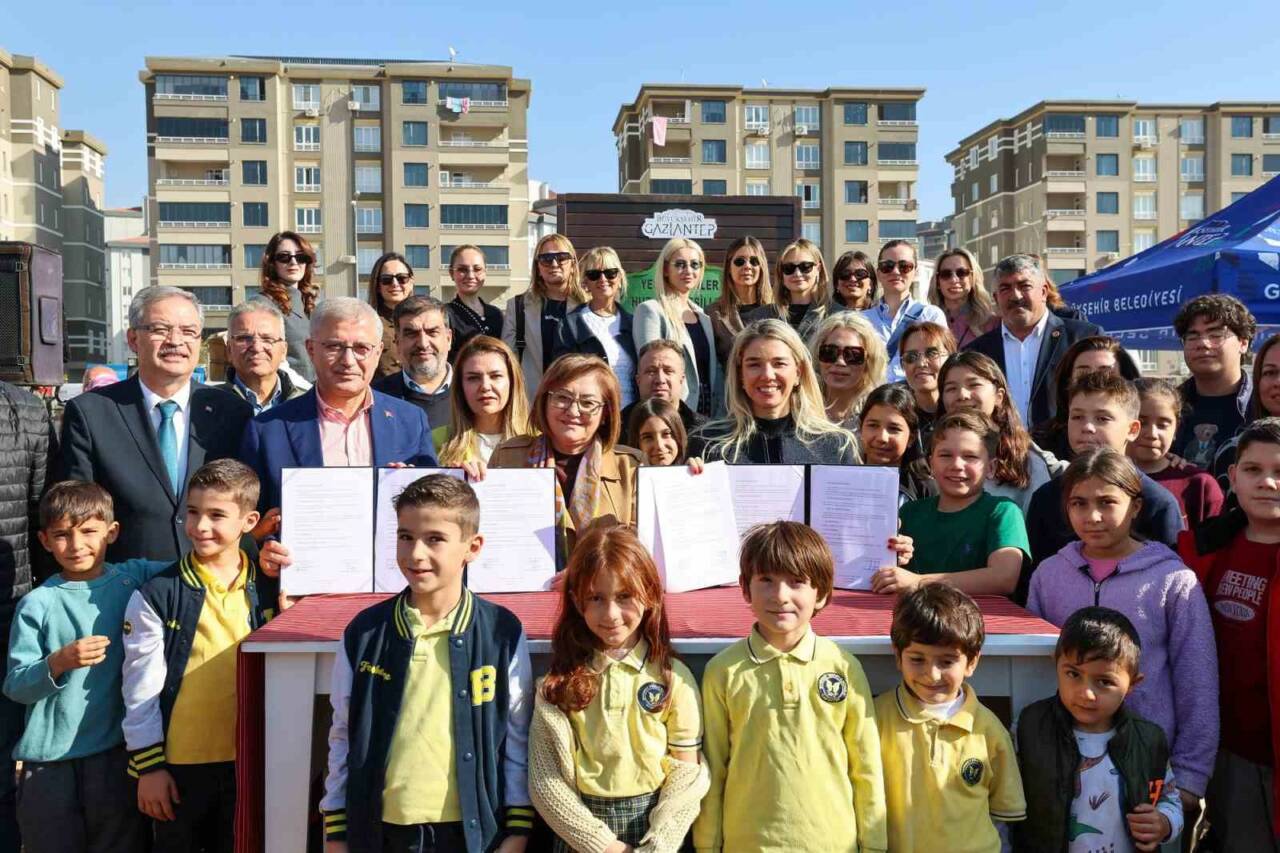 Gaziantep Büyükşehir Belediyesi, Gaziantep Valiliği ile birlikte "Yeşilantepe Projesi"nin 41.