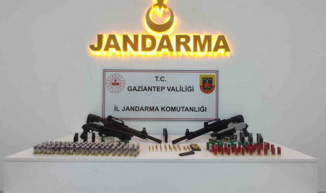 Gaziantep’te 29 adet ruhsatsız silah ele geçirildi: 2 şahıs tutuklandı Gaziantep'te jandarma ekiplerinin son bir ayda gerçekleştirdiği operasyonlarda 29 ruhsatsız