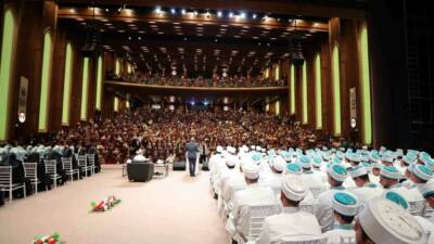 Gaziantep İl Müftülüğü tarafından düzenlenen "Hafızlık İcazet Merasimi" Şahinbey Kongre