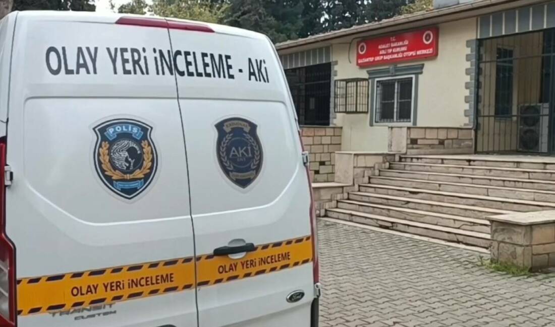 Gaziantep’in Nizip ilçesinde, ayrı yaşadığı kocası tarafından silahla vurularak öldürülen