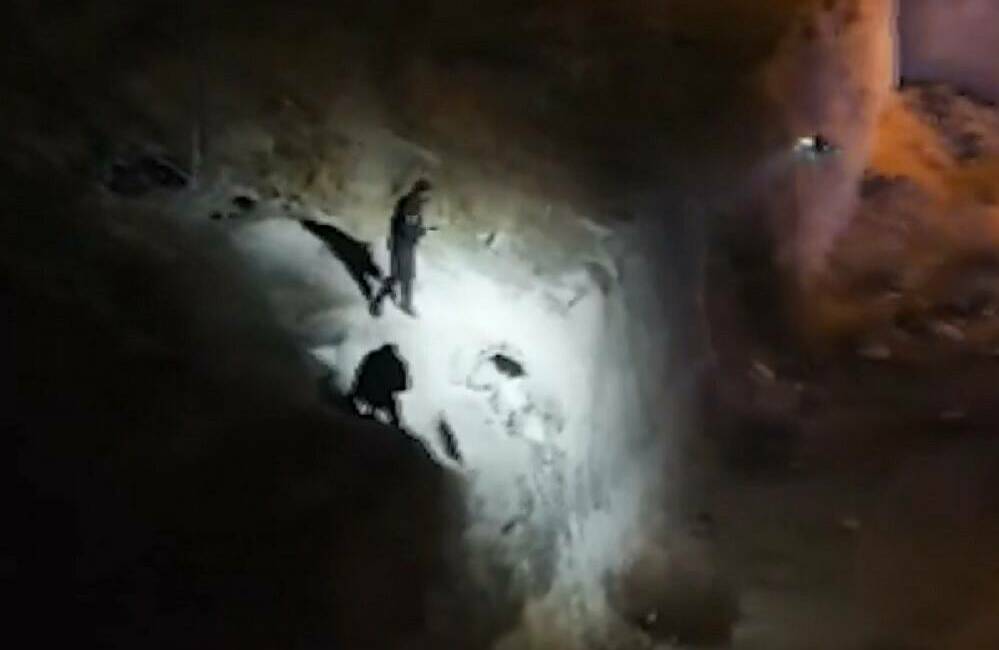 Gaziantep Emniyet Müdürlüğü, riskli metruk alanlardaki denetimlerde dronları aktif olarak