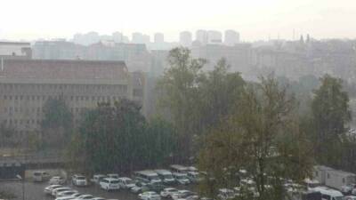Gaziantep'te uzun süren kuraklığın ardından bugün sabah saatlerinde başlayan yağış,